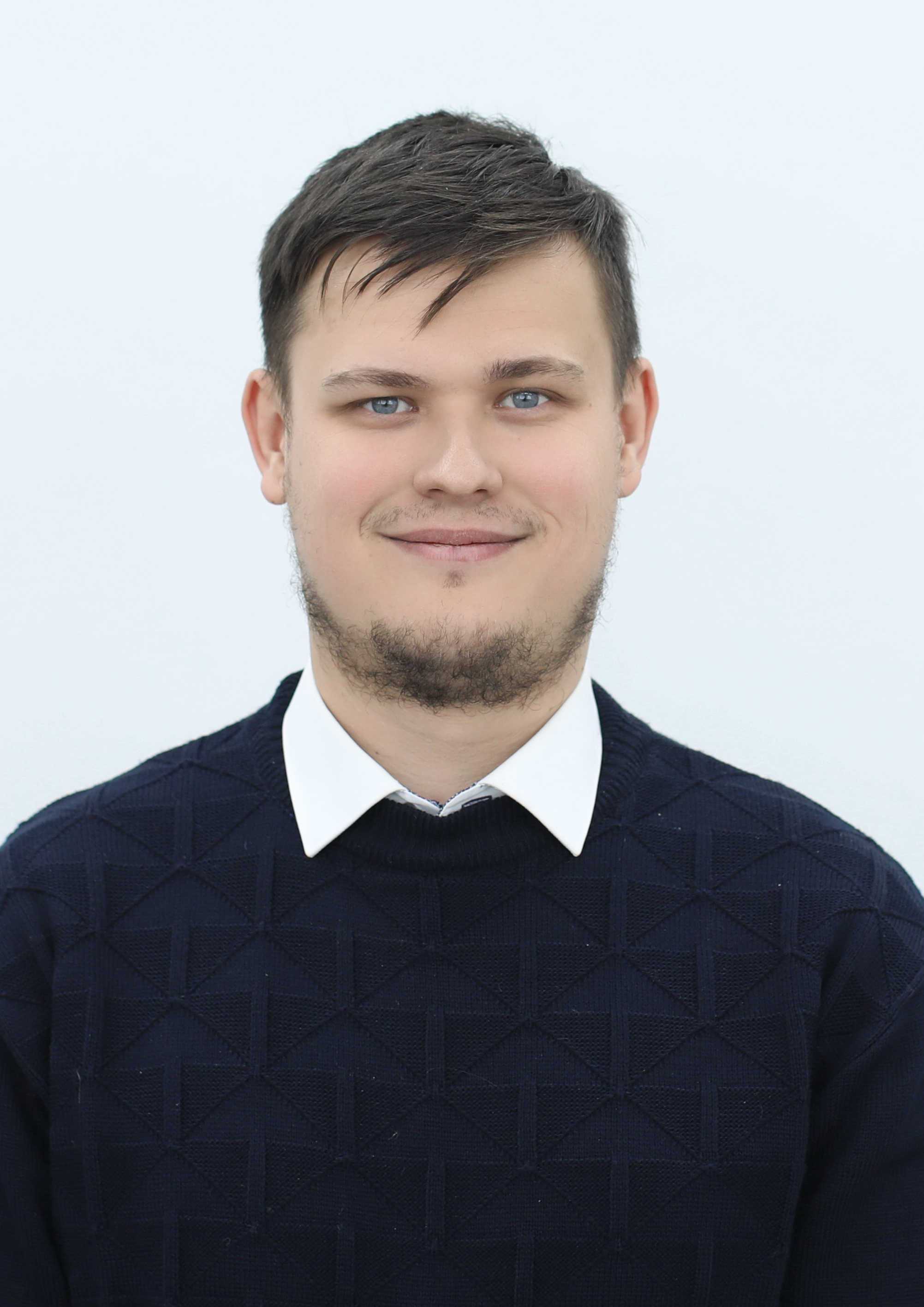 Леонов Артём Юрьевич.